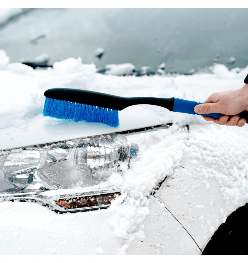 K2 Cardos Snow Brush with Ice Scraper - 62cm